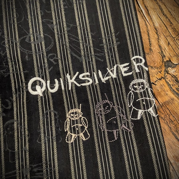 Quicksilver Slim Long Sleeve Button Down Casual Dress Shirt - Picture 3 of 12